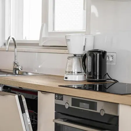 Krapljunka * كرابانج