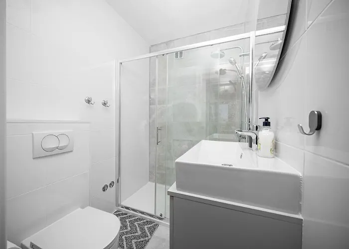 Krapljunka * كرابانج